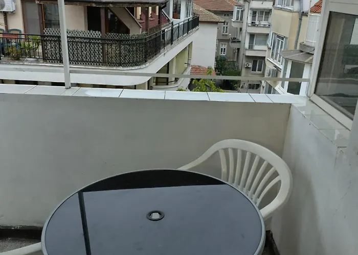 Pomponi Апартамент *